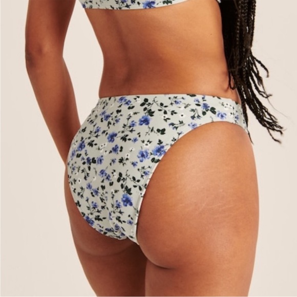 Abercrombie & Fitch Other - New Abercrombie & Fitch Floral Mid-Rise High Leg Bottoms Small
